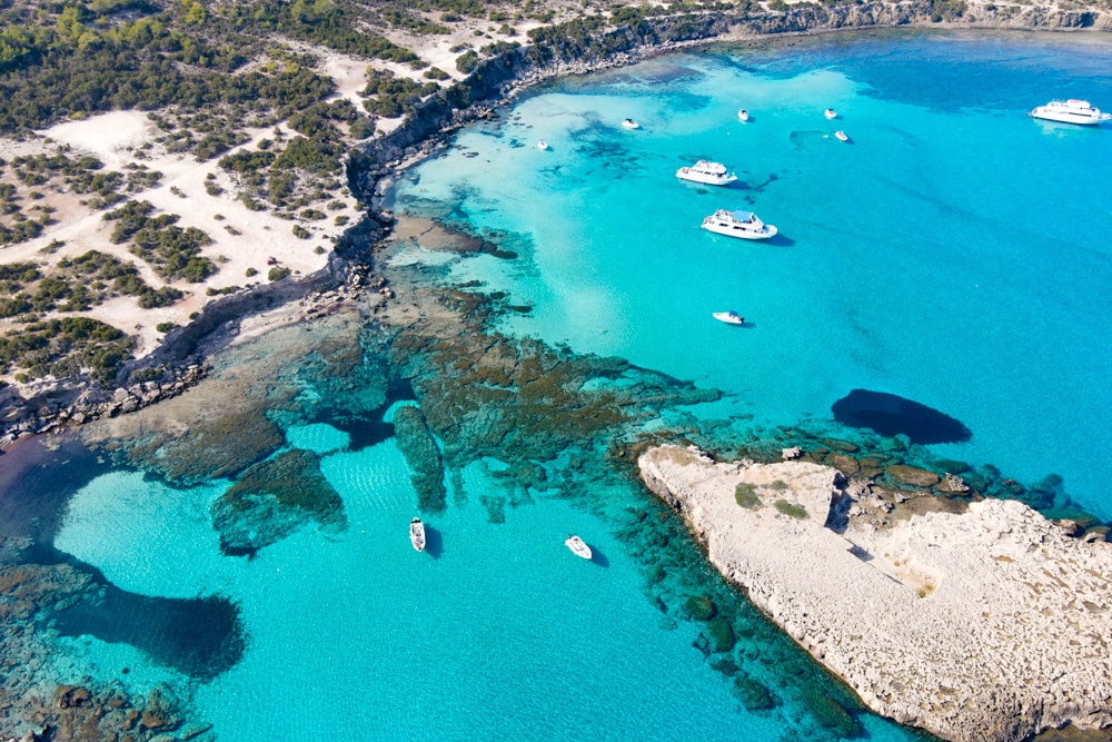 Paphos boat trips go to the Blue Lagoon for a reason