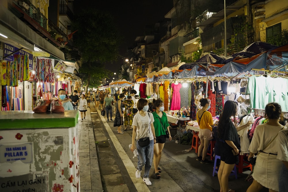 Stalls at the Hanoi night Market